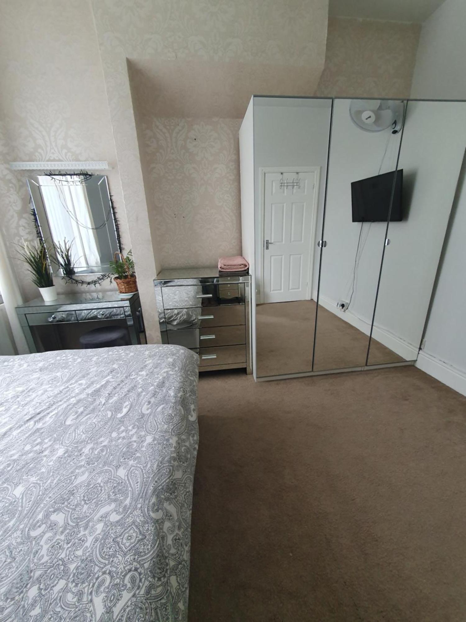 Private Double Room In Cardiff Dış mekan fotoğraf